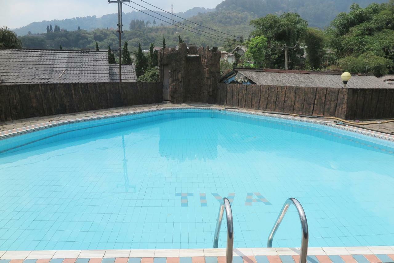 Villa Tiandiva Cisarua Exterior photo